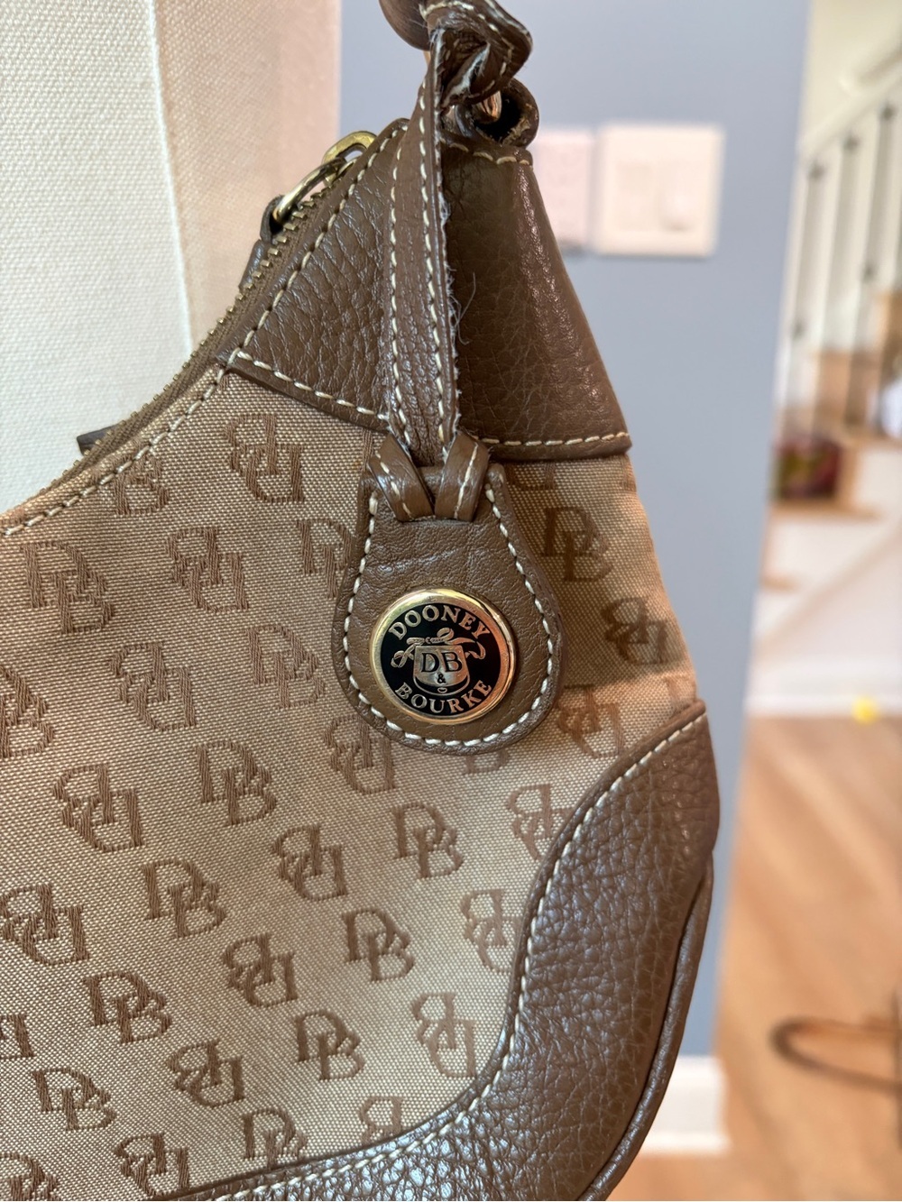 Dooney & Bourke DB Monogram Canvas Leather Shoulder Bag Brown Hobo Purse - Picture 4 of 11